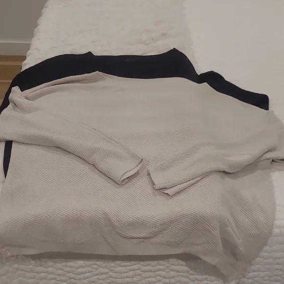 Barefoot Dreams Taupe And Black 1x Sweater Lot NWOT - Picture 1 of 5